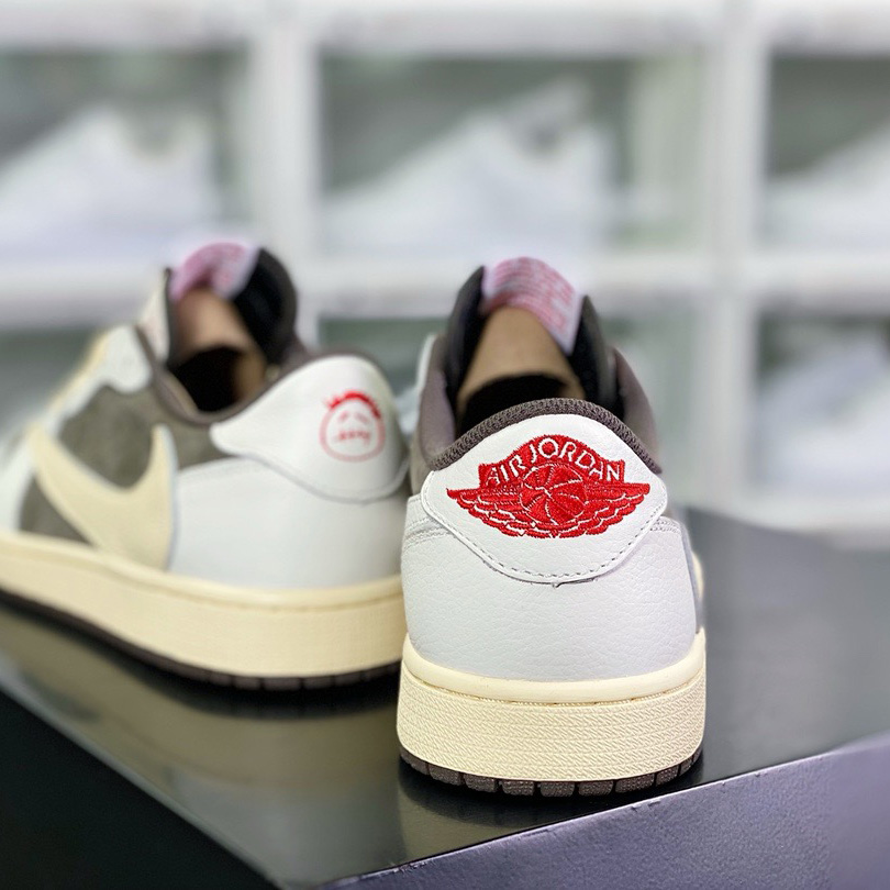 Travis Scott x Air Jordan AJ1 Low OG SP Sneaker    DM7866-162  - PerfectKickZ