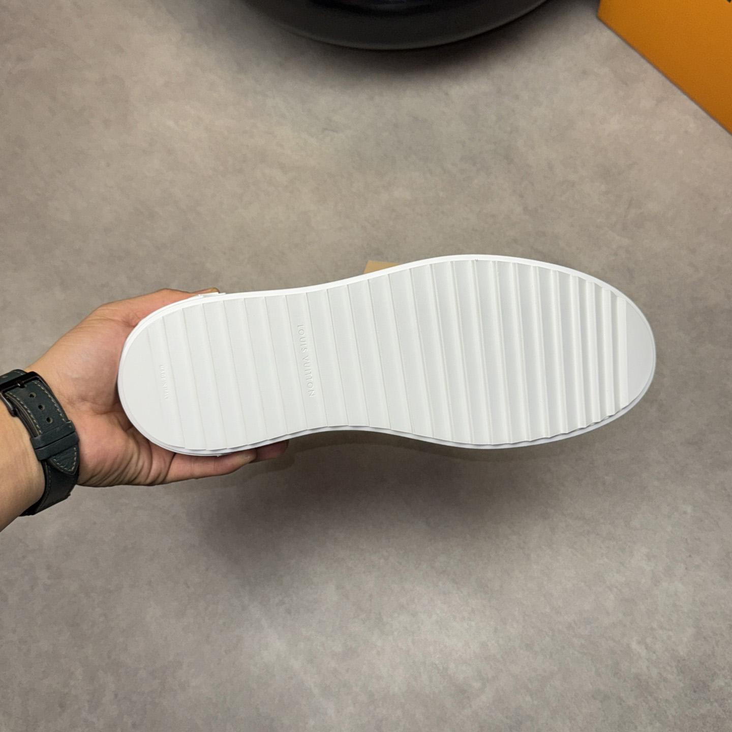 Louis Vuitton Sneaker - PerfectKickZ