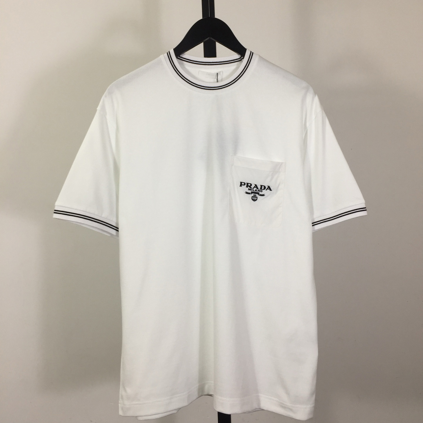 Prada T-shirt With Nylon Pocket And Letter Print - PerfectKickZ