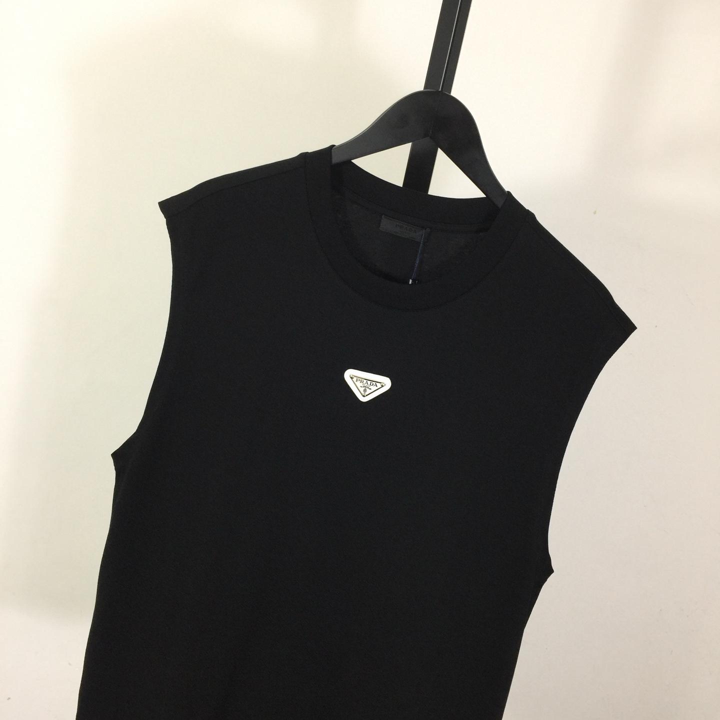 Prada Logo Top - PerfectKickZ