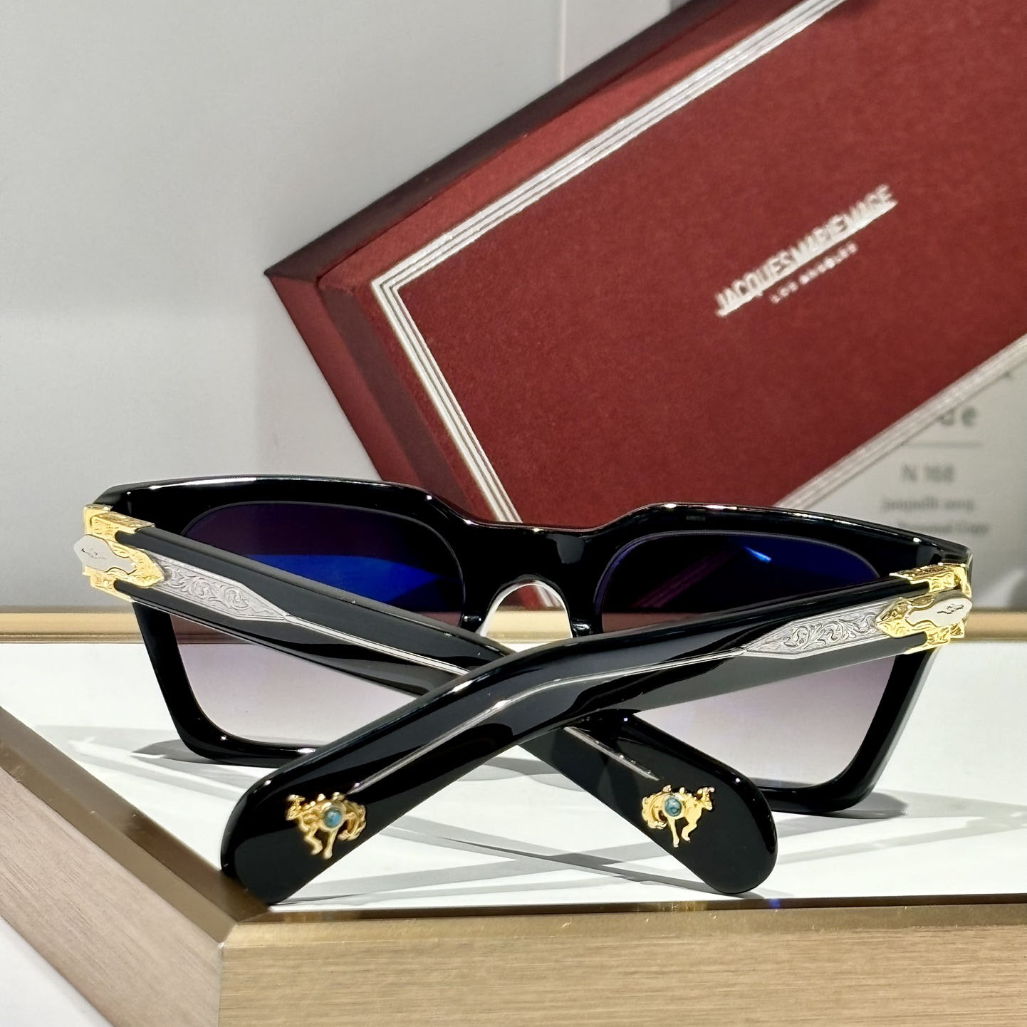 Jacquemus STERETT Sunglasses - PerfectKickZ