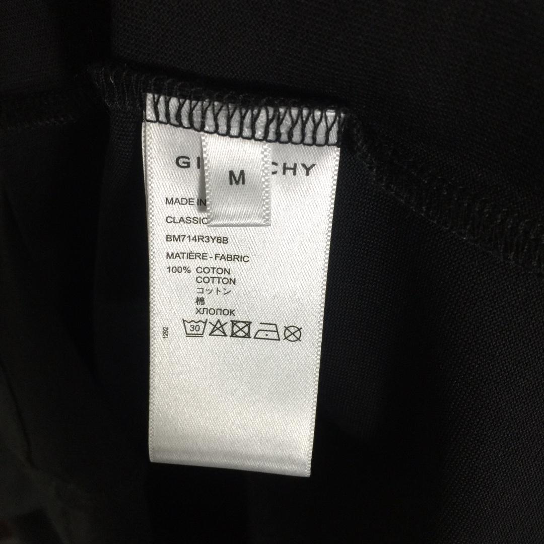 Givenchy T-shirt In Cotton - PerfectKickZ