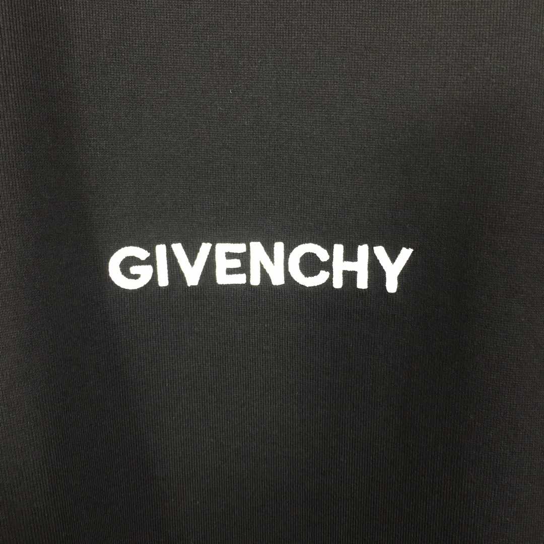 Givenchy T-shirt In Cotton - PerfectKickZ