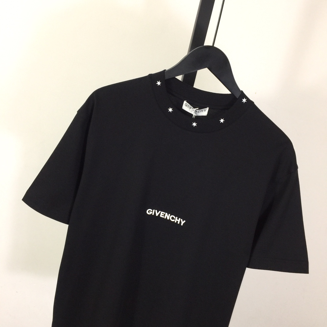 Givenchy T-shirt In Cotton - PerfectKickZ