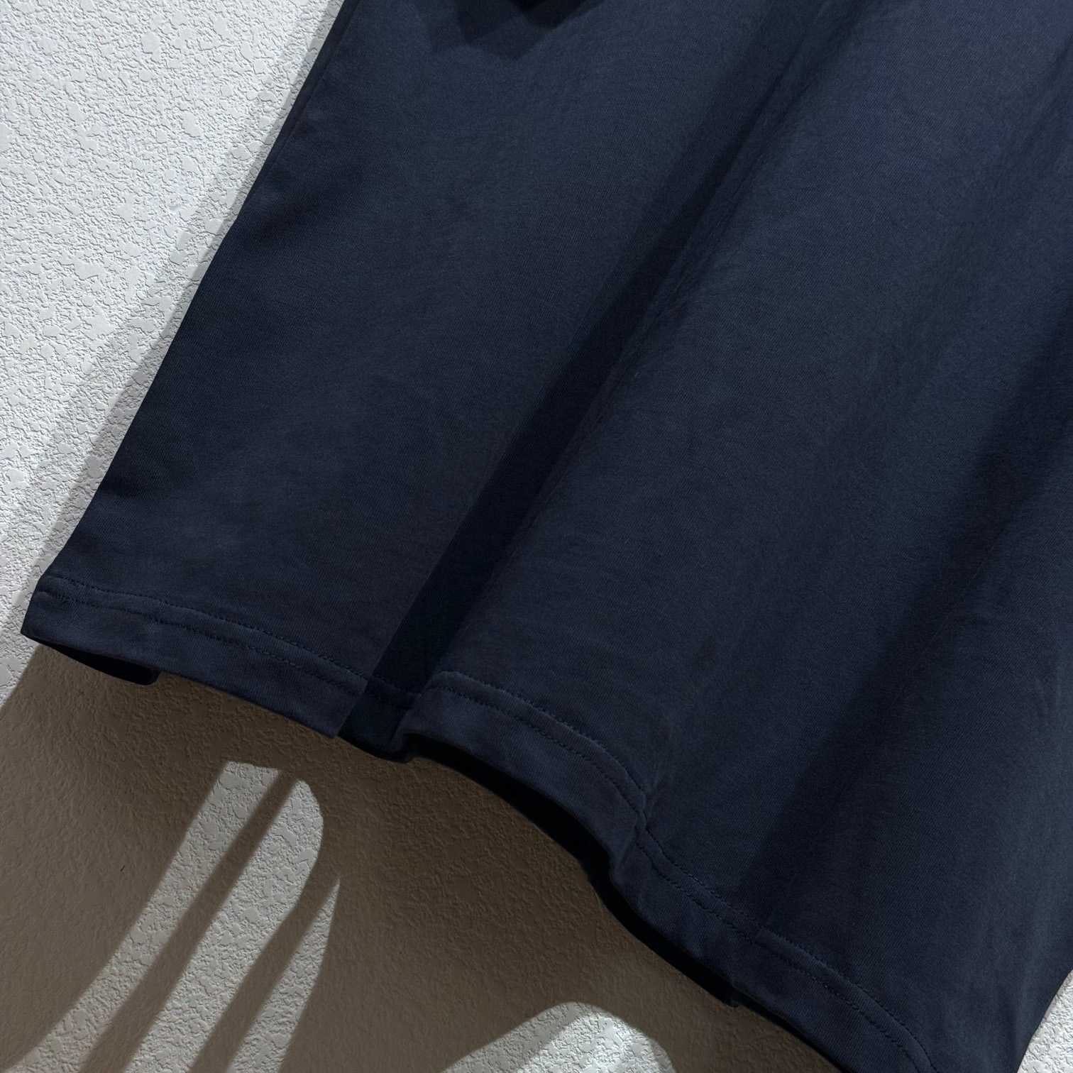 Balenciaga T-shirt Medium Fit - PerfectKickZ