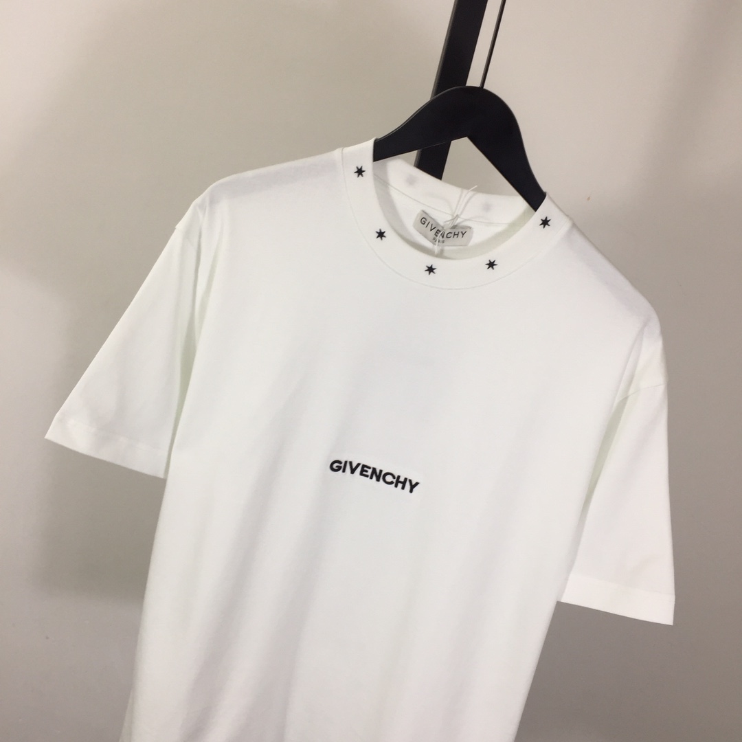 Givenchy T-shirt In Cotton - PerfectKickZ