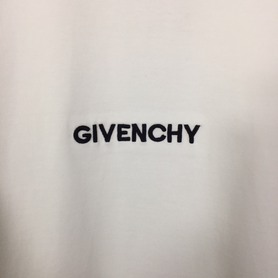 Givenchy T-shirt In Cotton - PerfectKickZ
