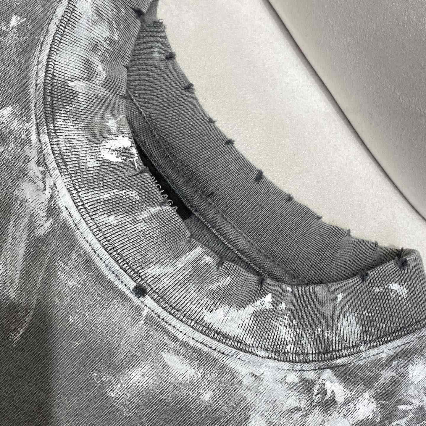 Balenciaga Back T-Shirt Medium Fit In Grey - PerfectKickZ