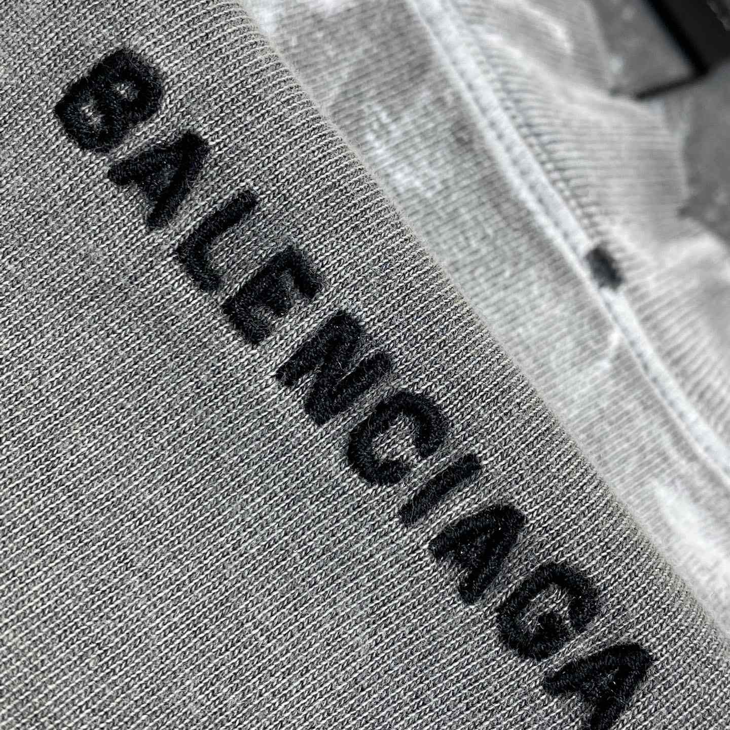 Balenciaga Back T-Shirt Medium Fit In Grey - PerfectKickZ