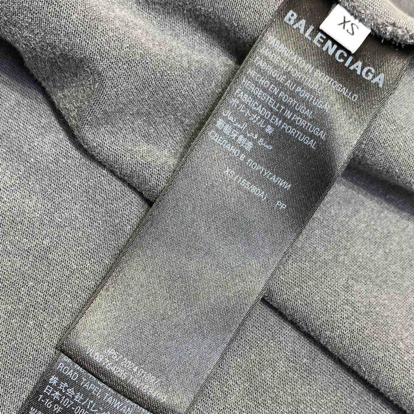 Balenciaga Back T-Shirt Medium Fit In Grey - PerfectKickZ
