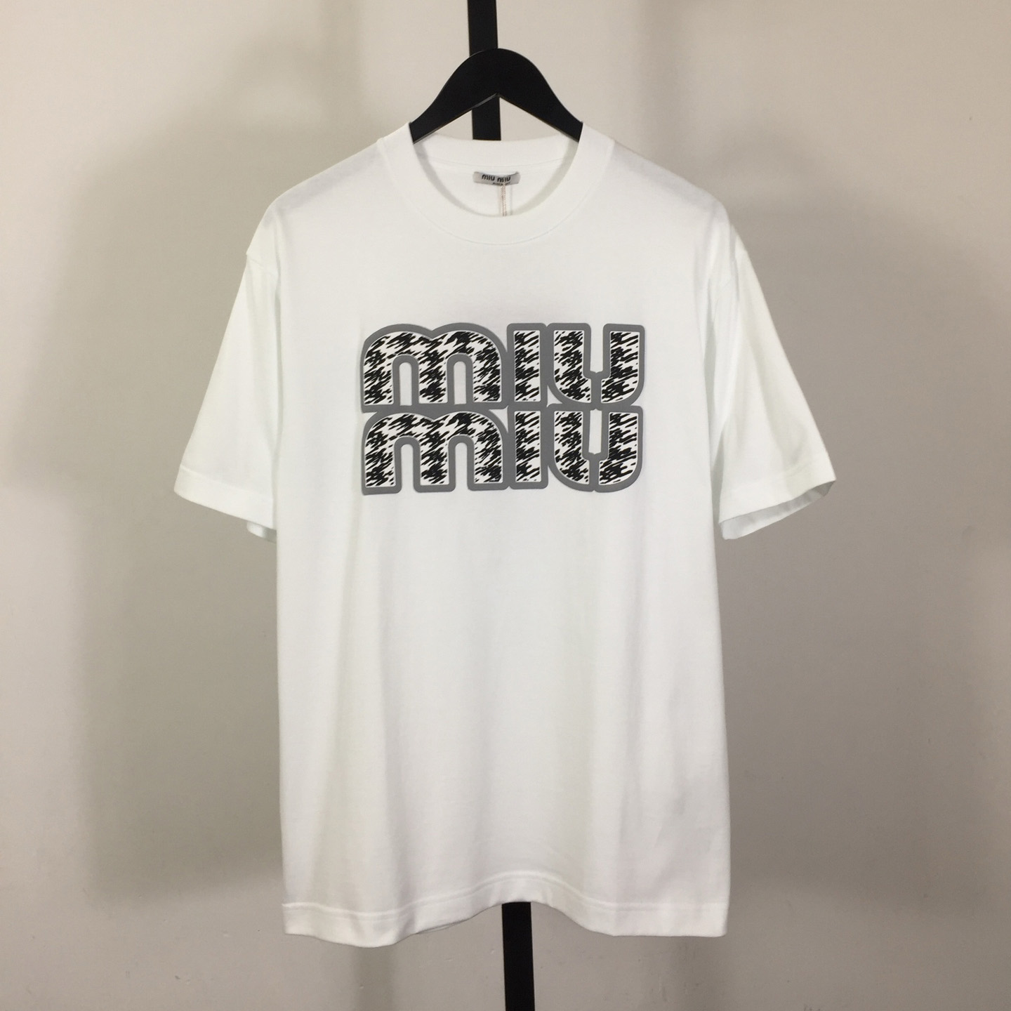 Miu Miu Logo T-shirt - PerfectKickZ