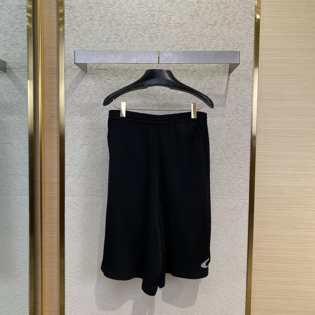 Balenciaga Basketball Series - Shorts In Black And White - PerfectKickZ