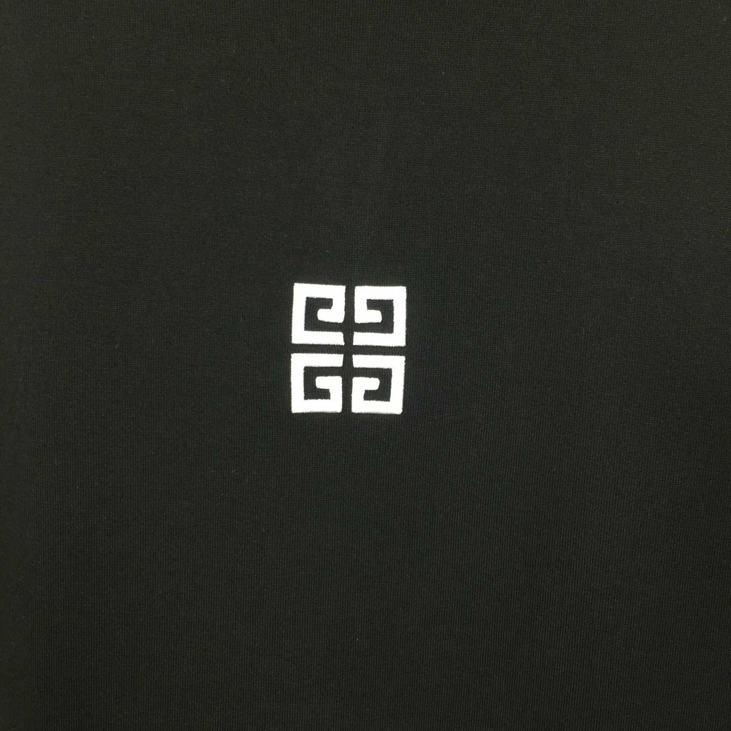 Givenchy Logo Top - PerfectKickZ