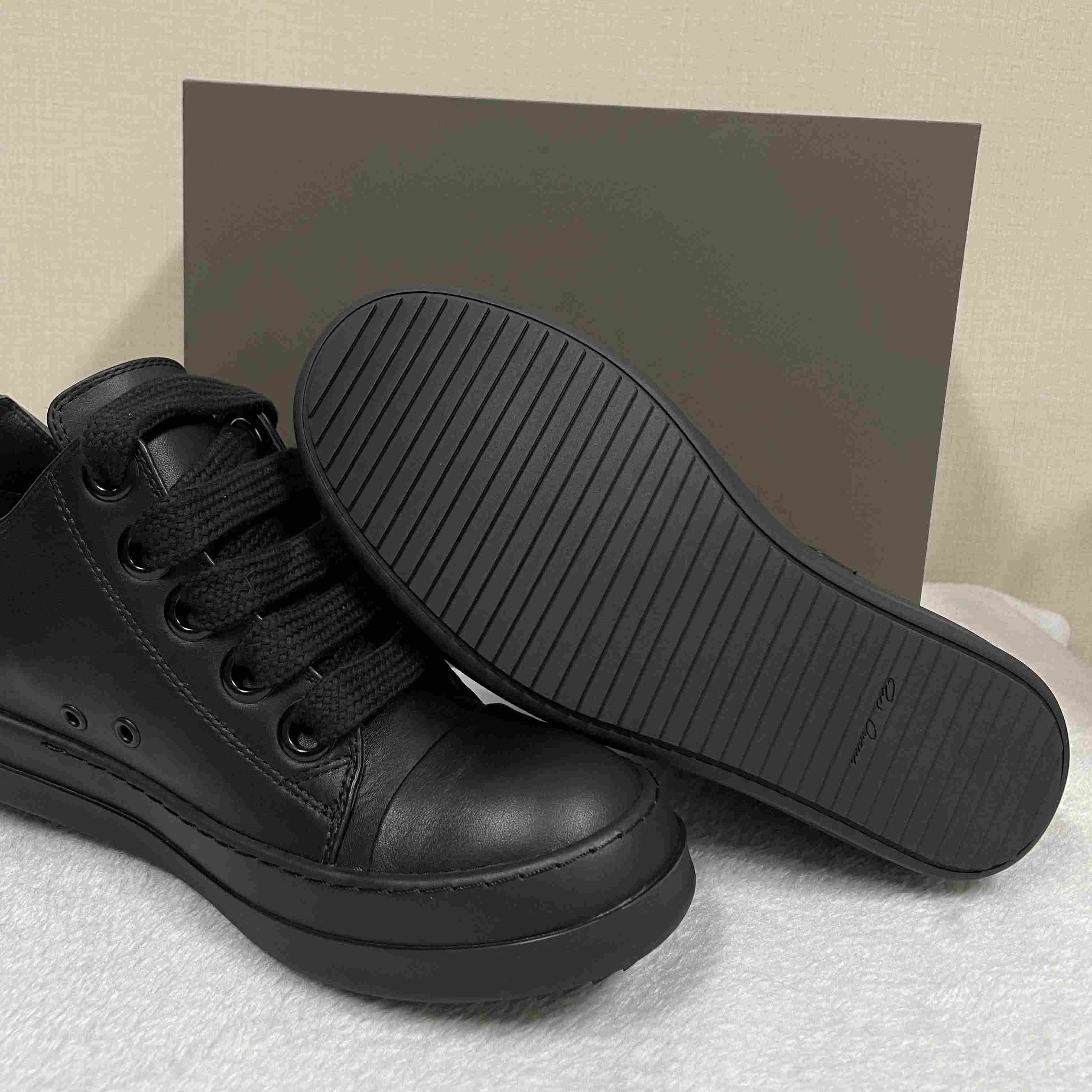 Rick Owens Fogachine Sneaker - PerfectKickZ