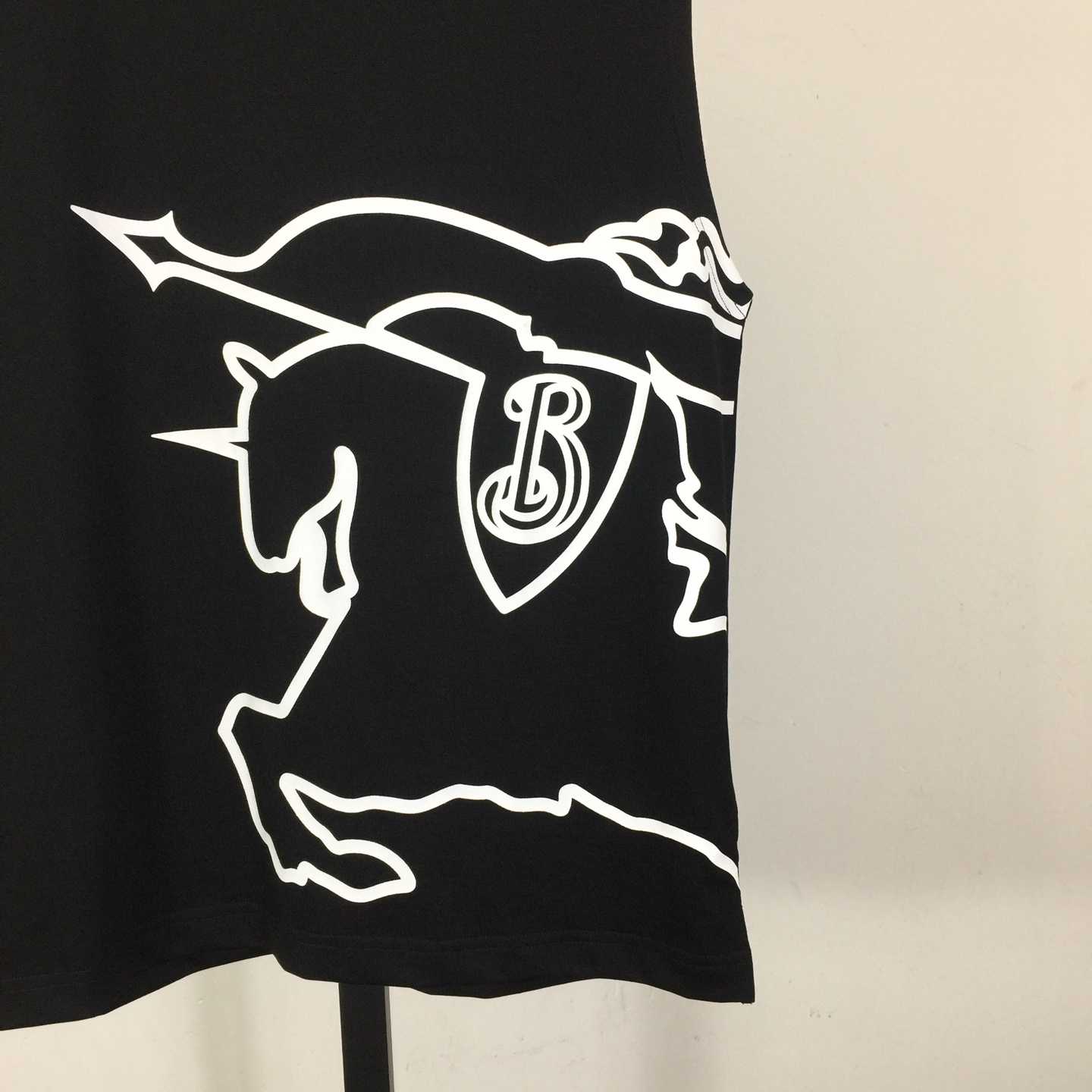 Burberry EKD Logo Top - PerfectKickZ