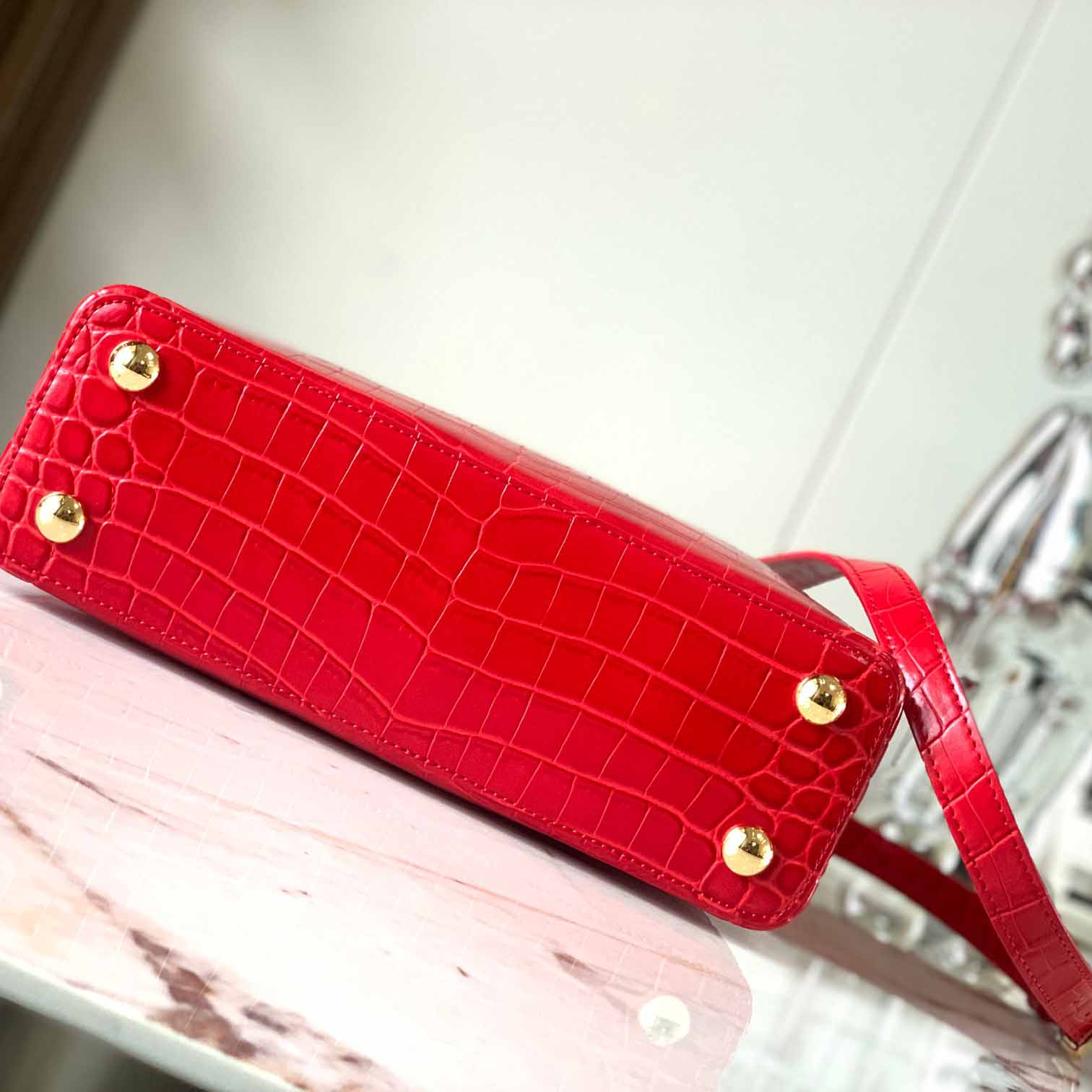 Louis Vuitton Capucines BB   N92173 (27 x 18x9cm) - PerfectKickZ