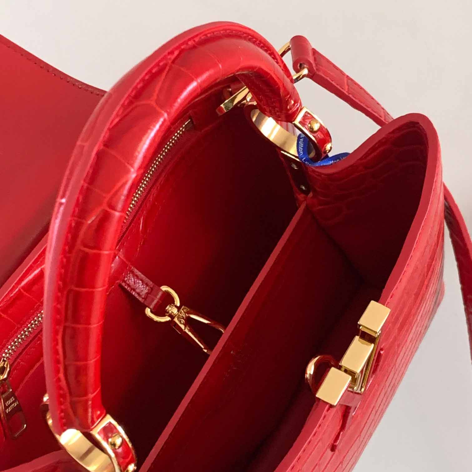 Louis Vuitton Capucines BB   N92173 (27 x 18x9cm) - PerfectKickZ