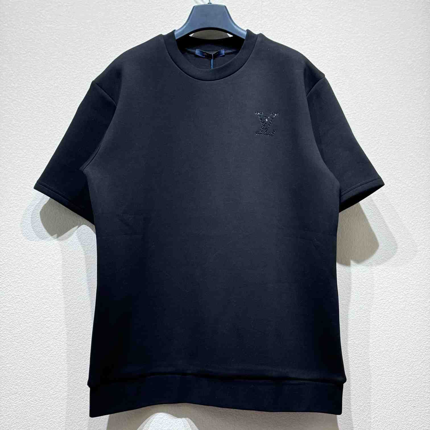 Louis Vuitton LV Embellished Jersey T-Shirt  1AGTT1 - PerfectKickZ
