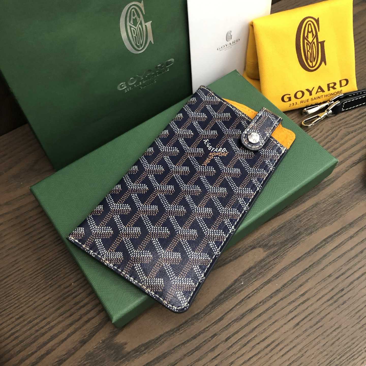 Goyard Montmartre GM Case - PerfectKickZ