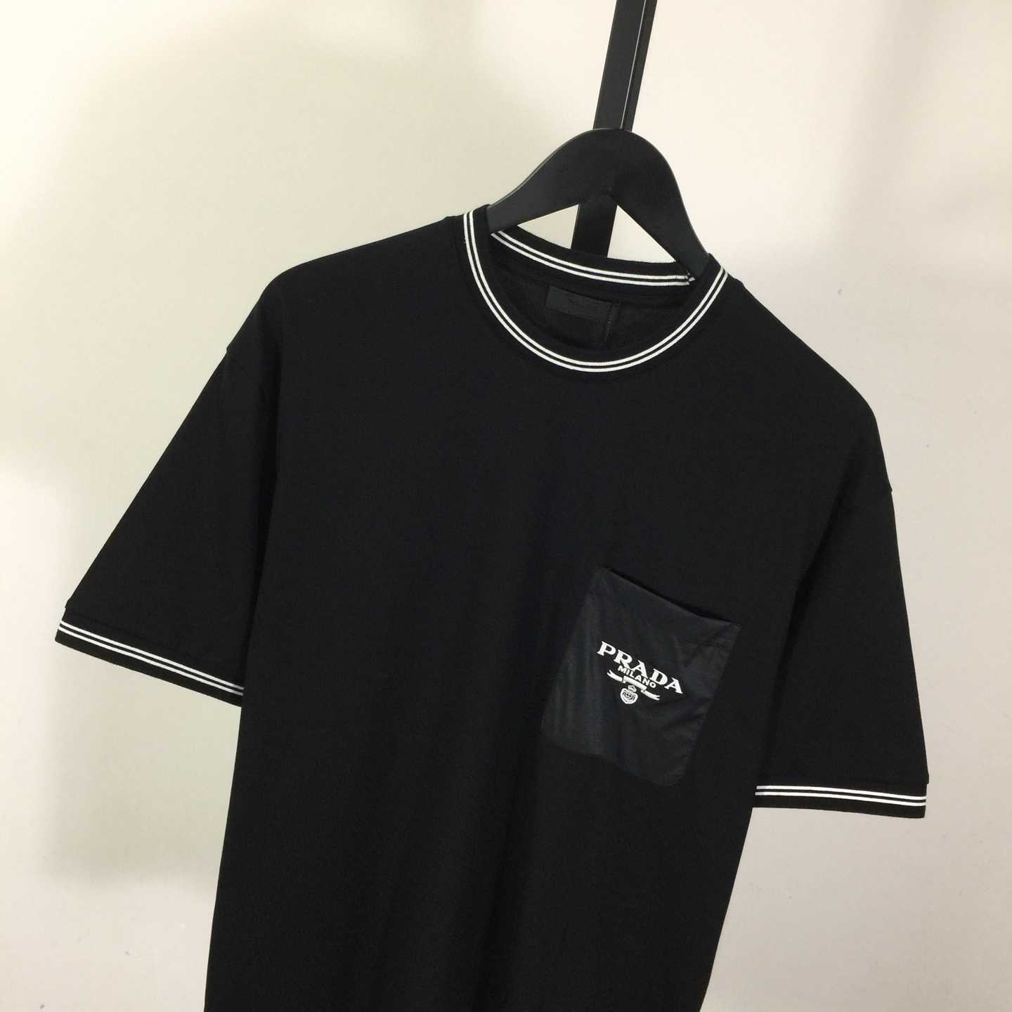 Prada T-shirt With Nylon Pocket And Letter Print - 