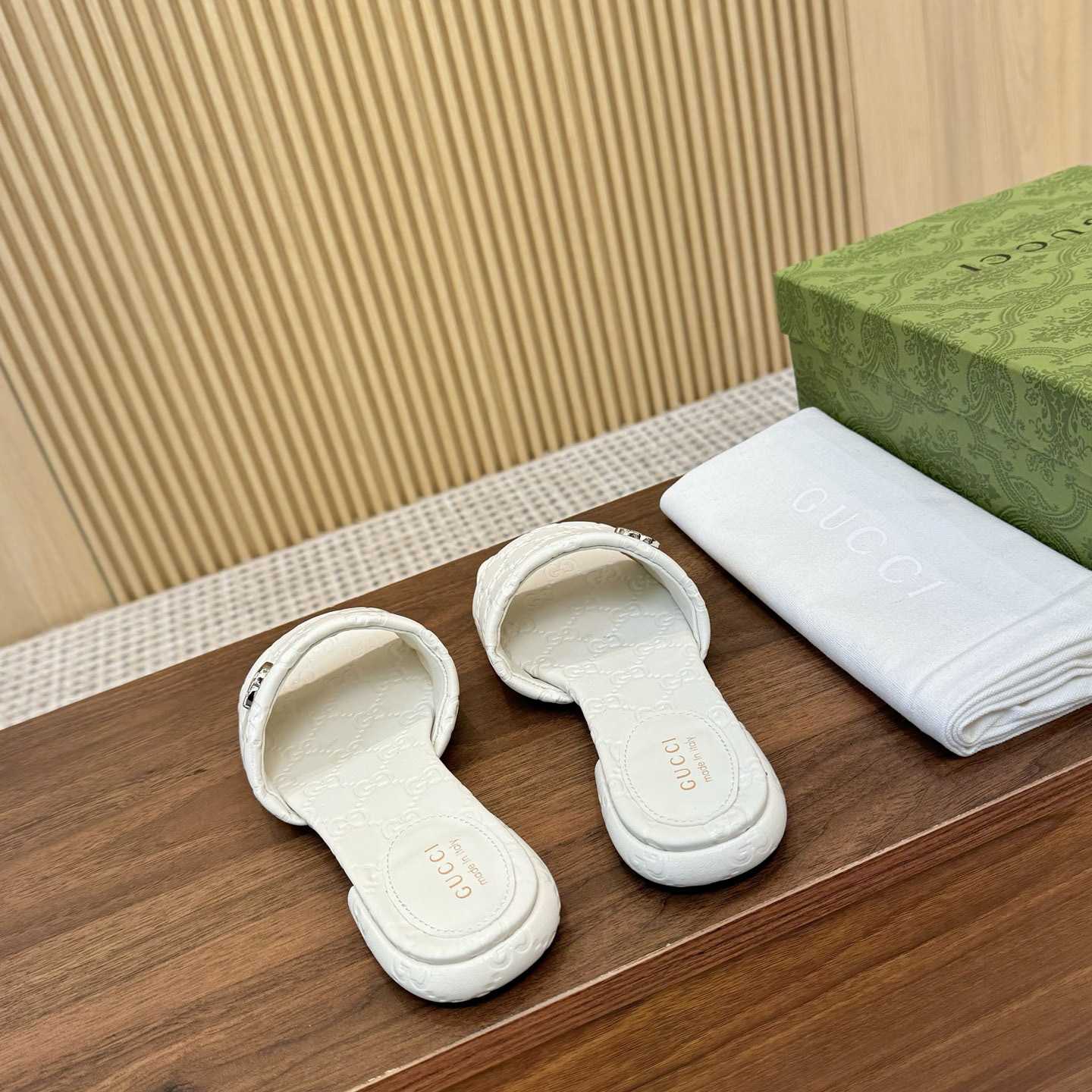 Gucci Women's Slide Sandal With Double G - PerfectKickZ