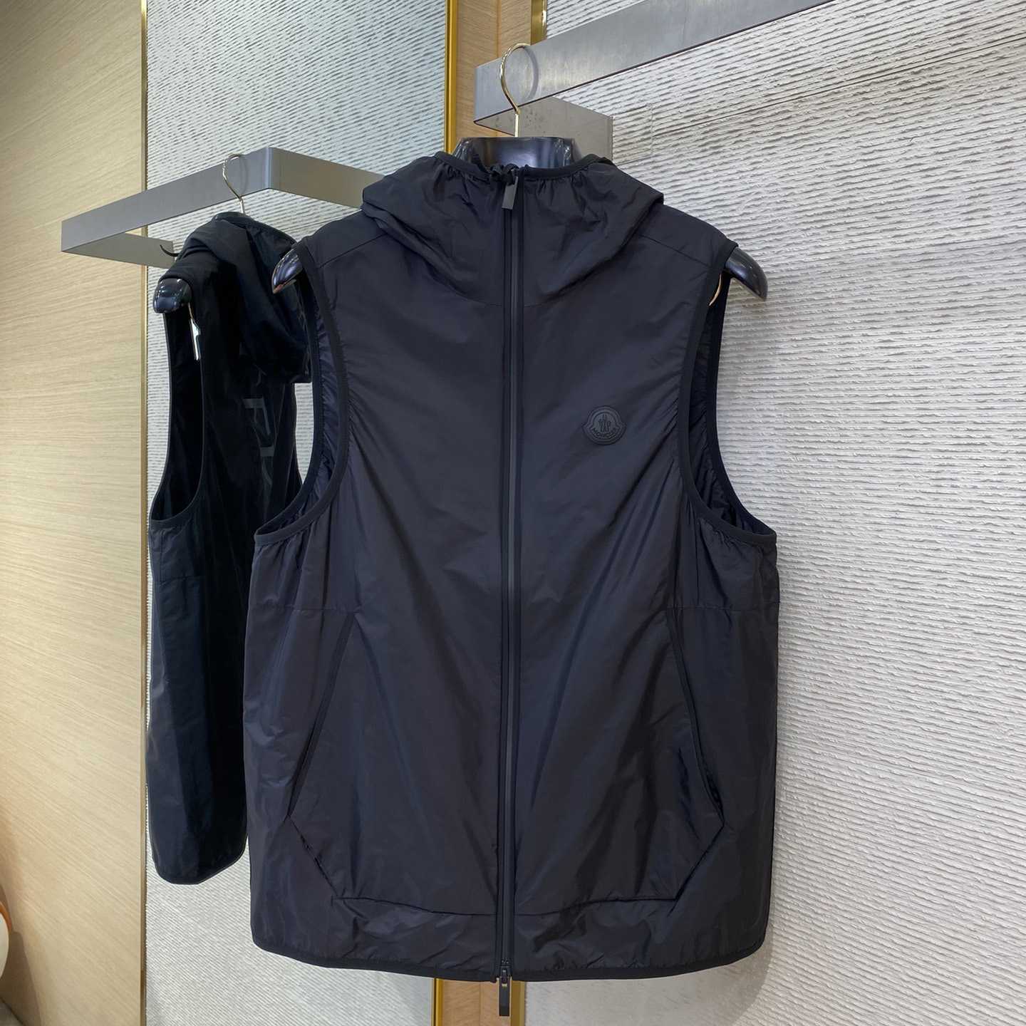 Moncler Moretan Hooded Gilet  - PerfectKickZ