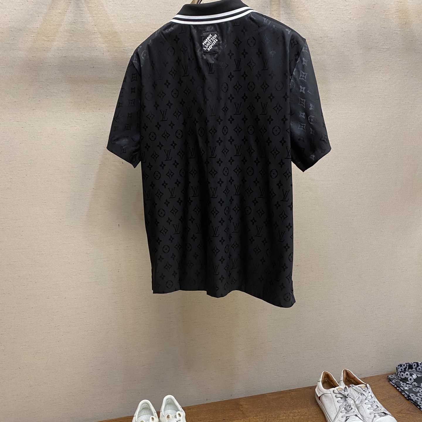 Louis Vuitton Monogram Moire Jacquard Short-Sleeved Silk Shirt   1AGTP7 - PerfectKickZ