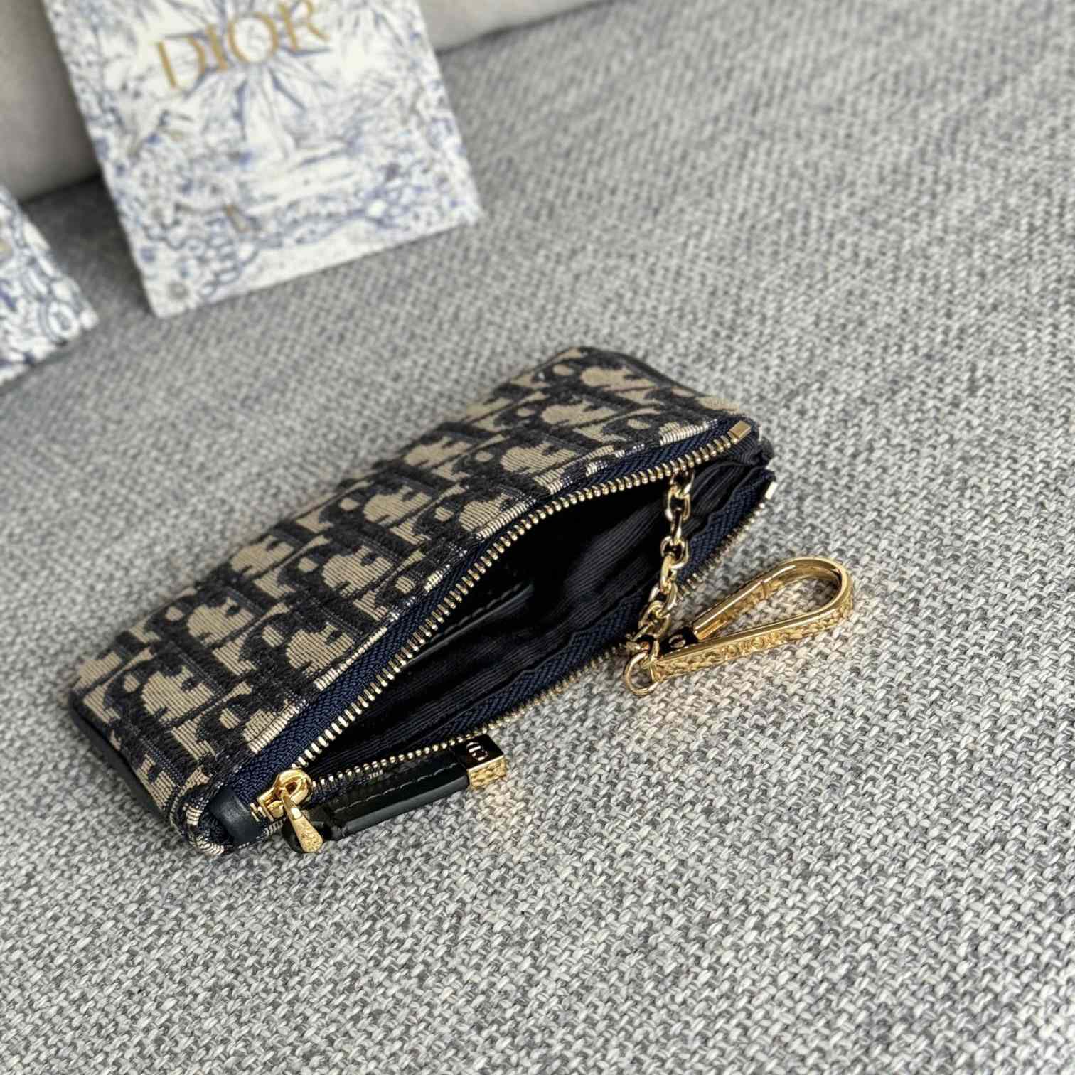 Dior 30 Montaigne Glycine Zipped Key Case (14.5*7.6cm) - 