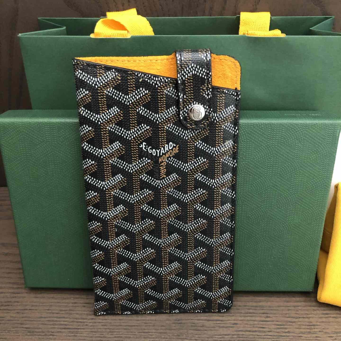 Goyard Montmartre GM Case - PerfectKickZ