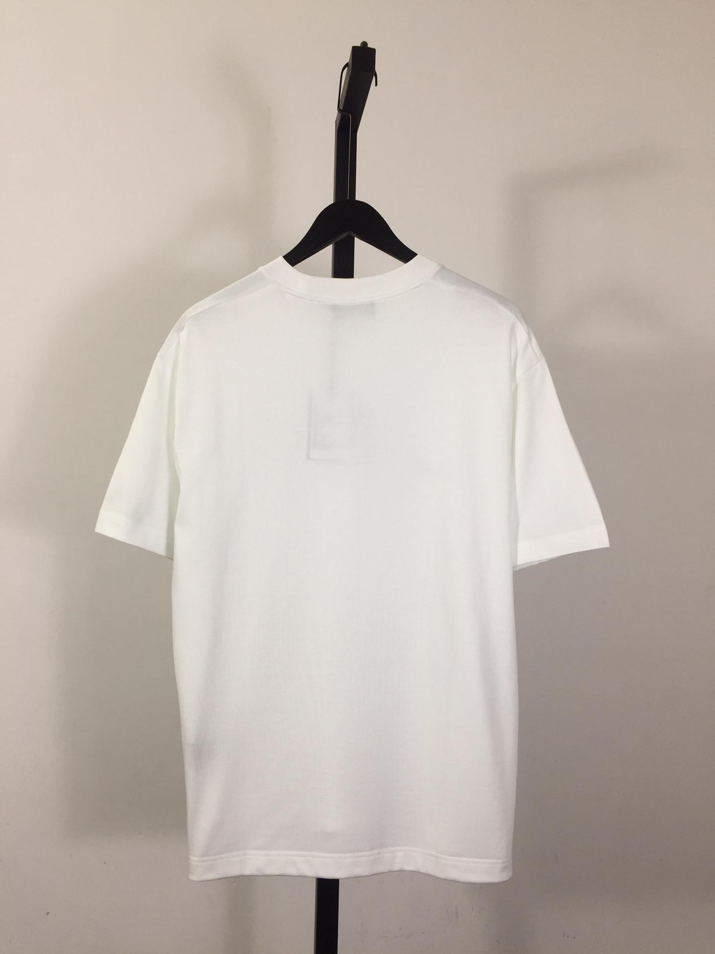 Balenciaga Activewear T-shirt Medium Fit  - PerfectKickZ