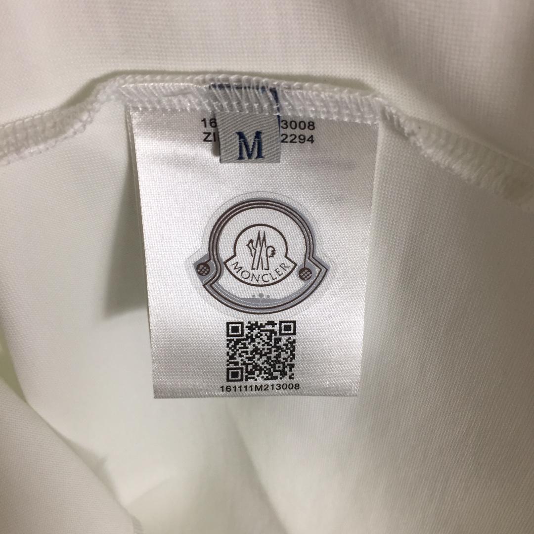 Moncler Logo T-Shirt - PerfectKickZ