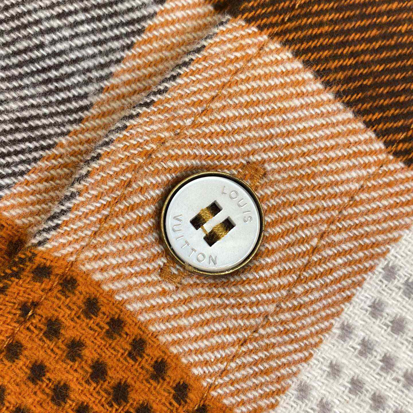 Louis Vuitton Button-Down Long-Sleeved Flannel Shirt  1AFXSJ - PerfectKickZ