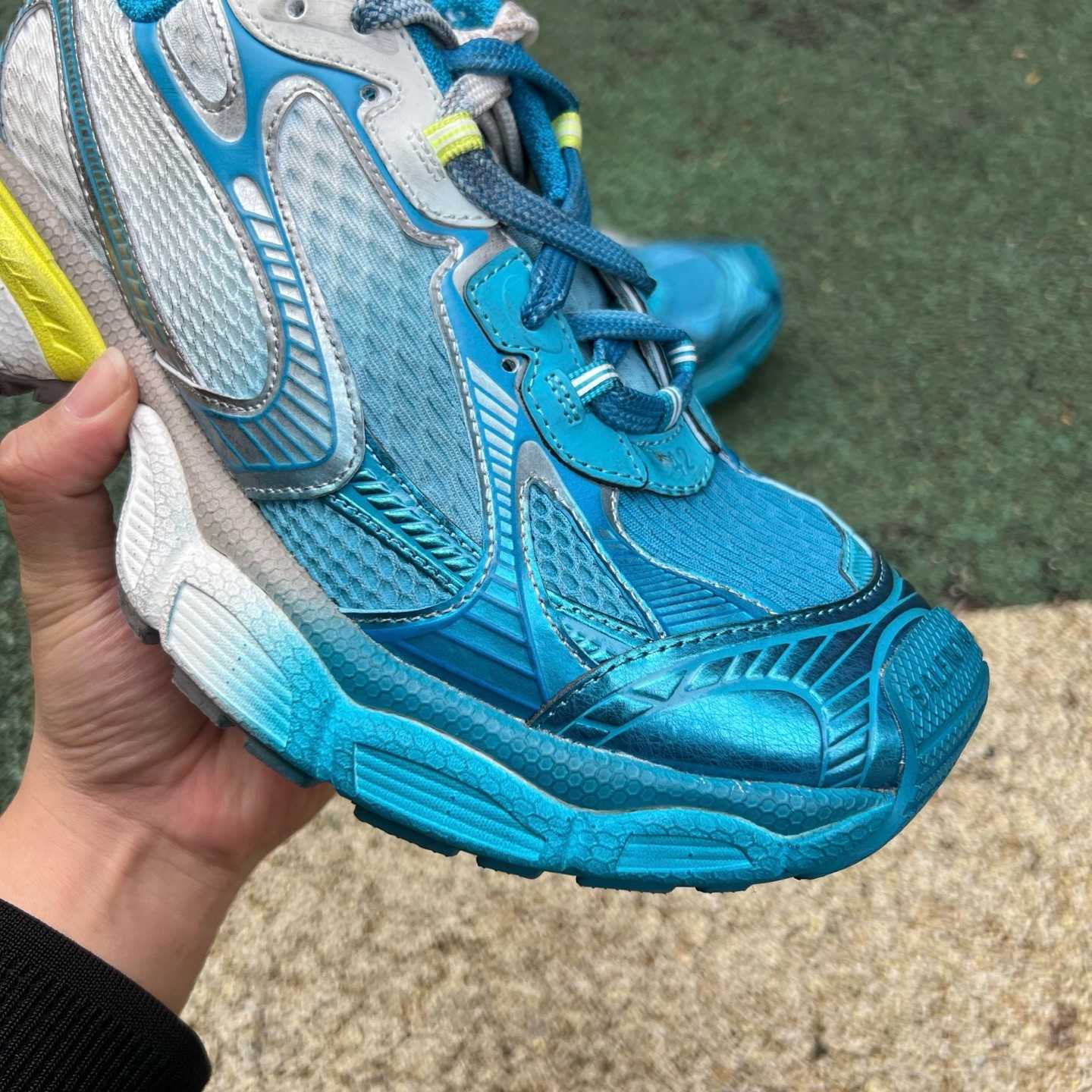 Balenciaga 3XL Toe Spray Sneaker In white, blue and yellow - PerfectKickZ