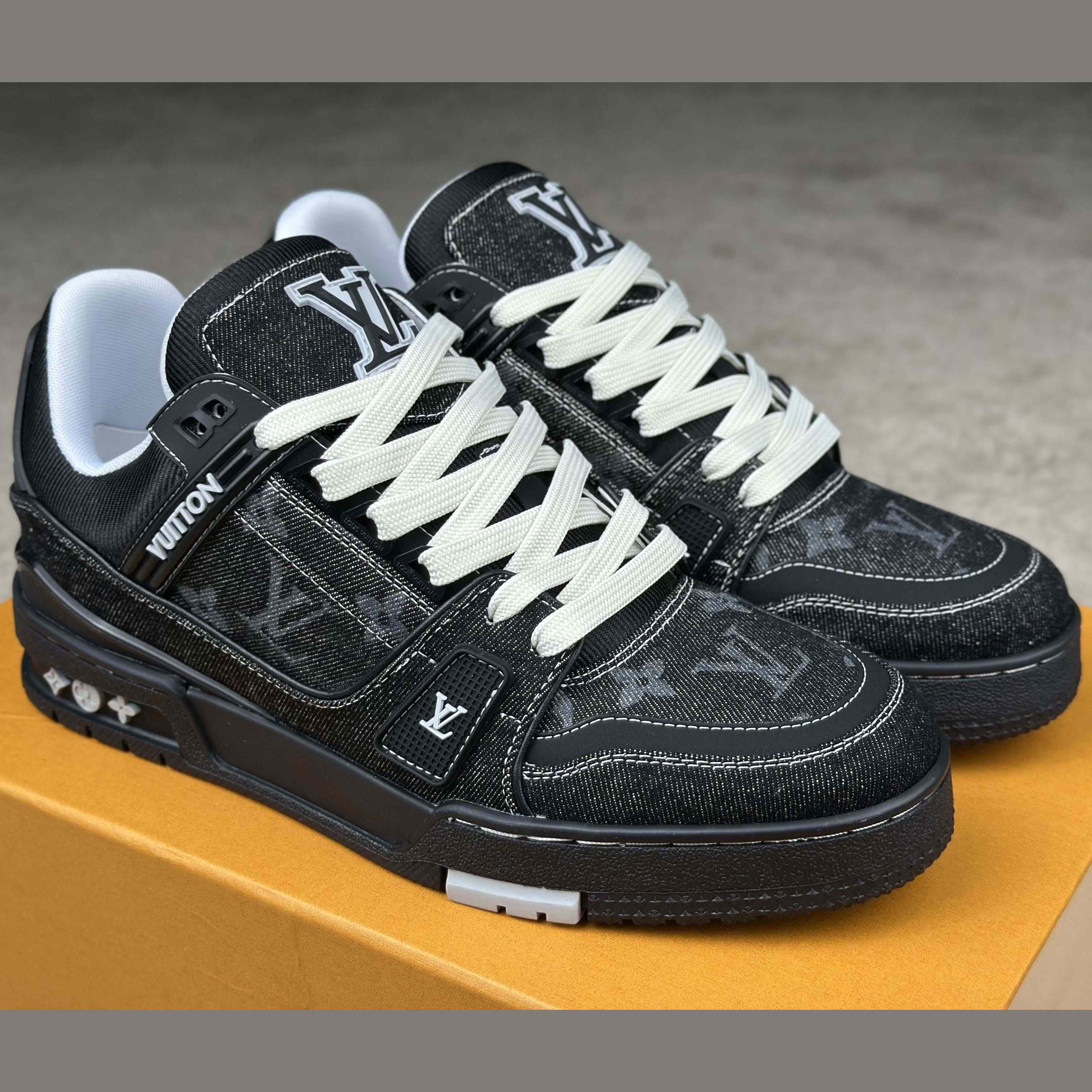Louis Vuitton LV Trainer Sneaker   1AHSZJ - PerfectKickZ