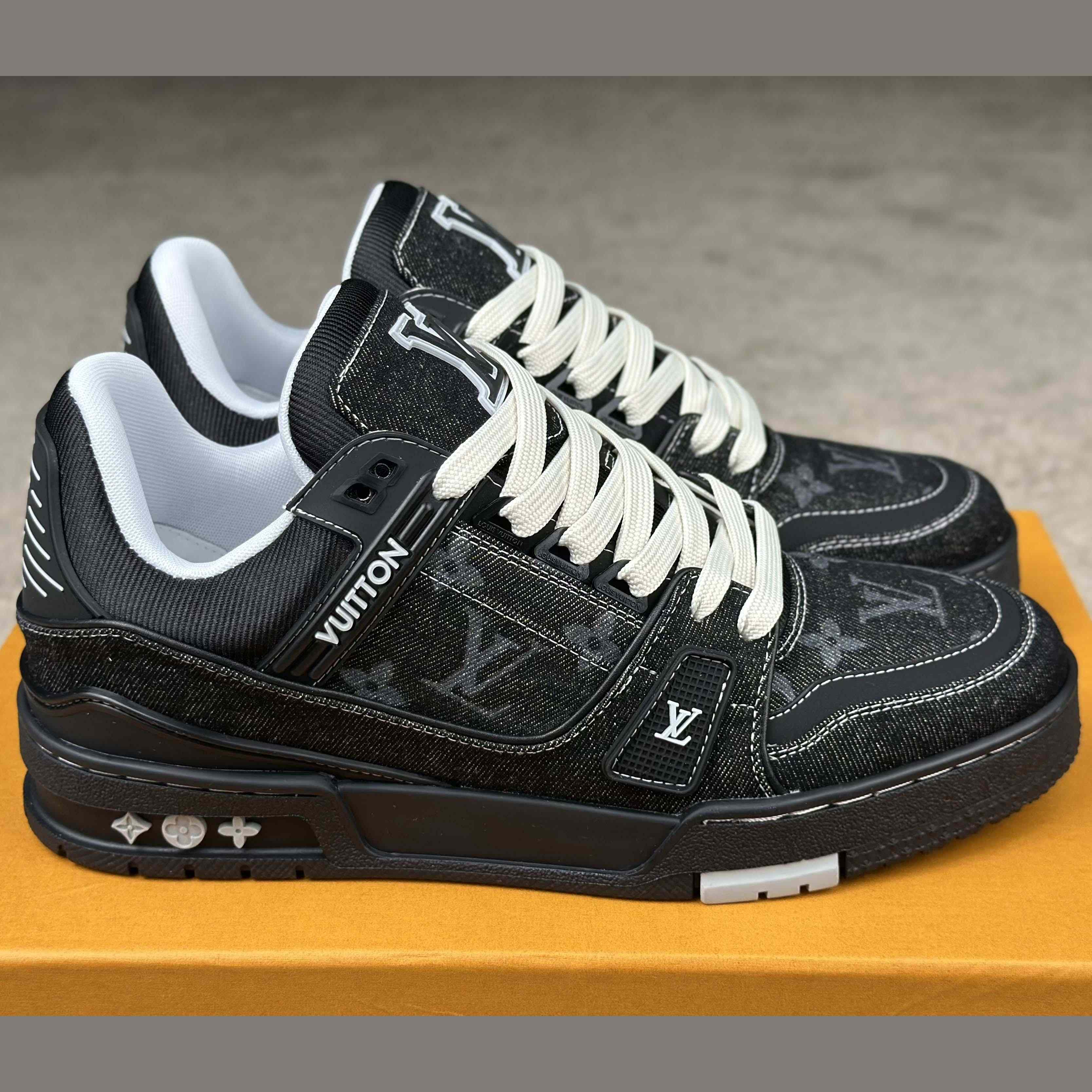 Louis Vuitton LV Trainer Sneaker   1AHSZJ - PerfectKickZ
