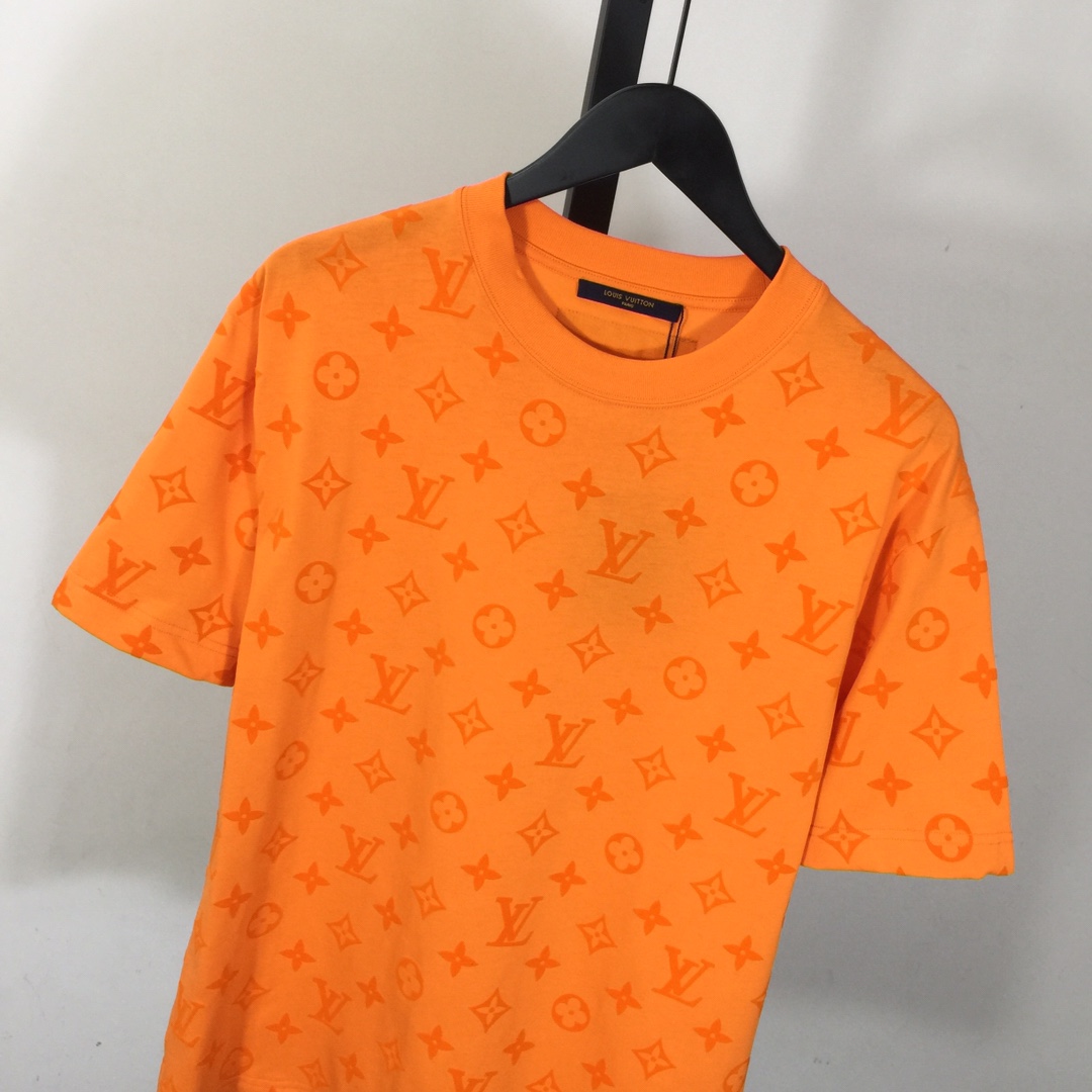 Louis Vuitton Monogram T-shirt - 