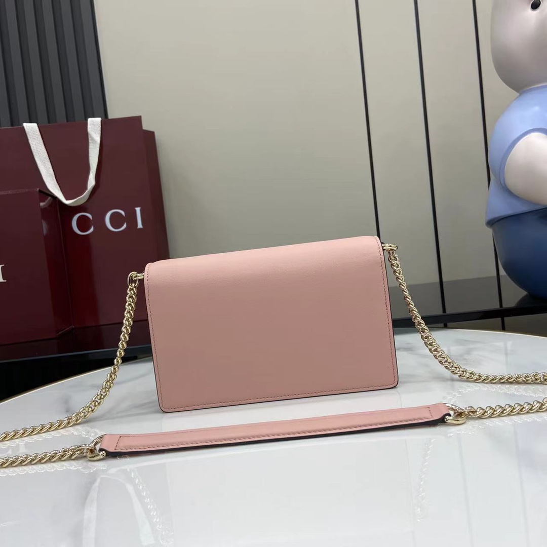 Gucci GG Emblem Wallet On Chain - 