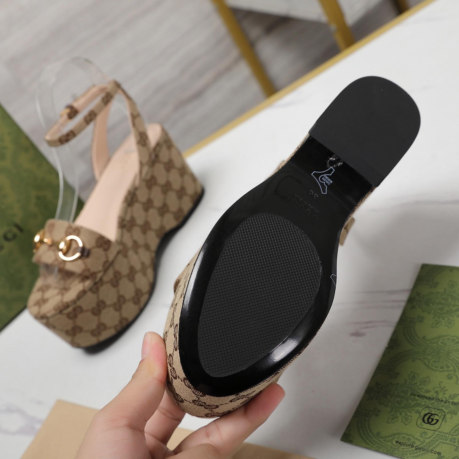 Gucci Women's Horsebit flatform Sandal - PerfectKickZ
