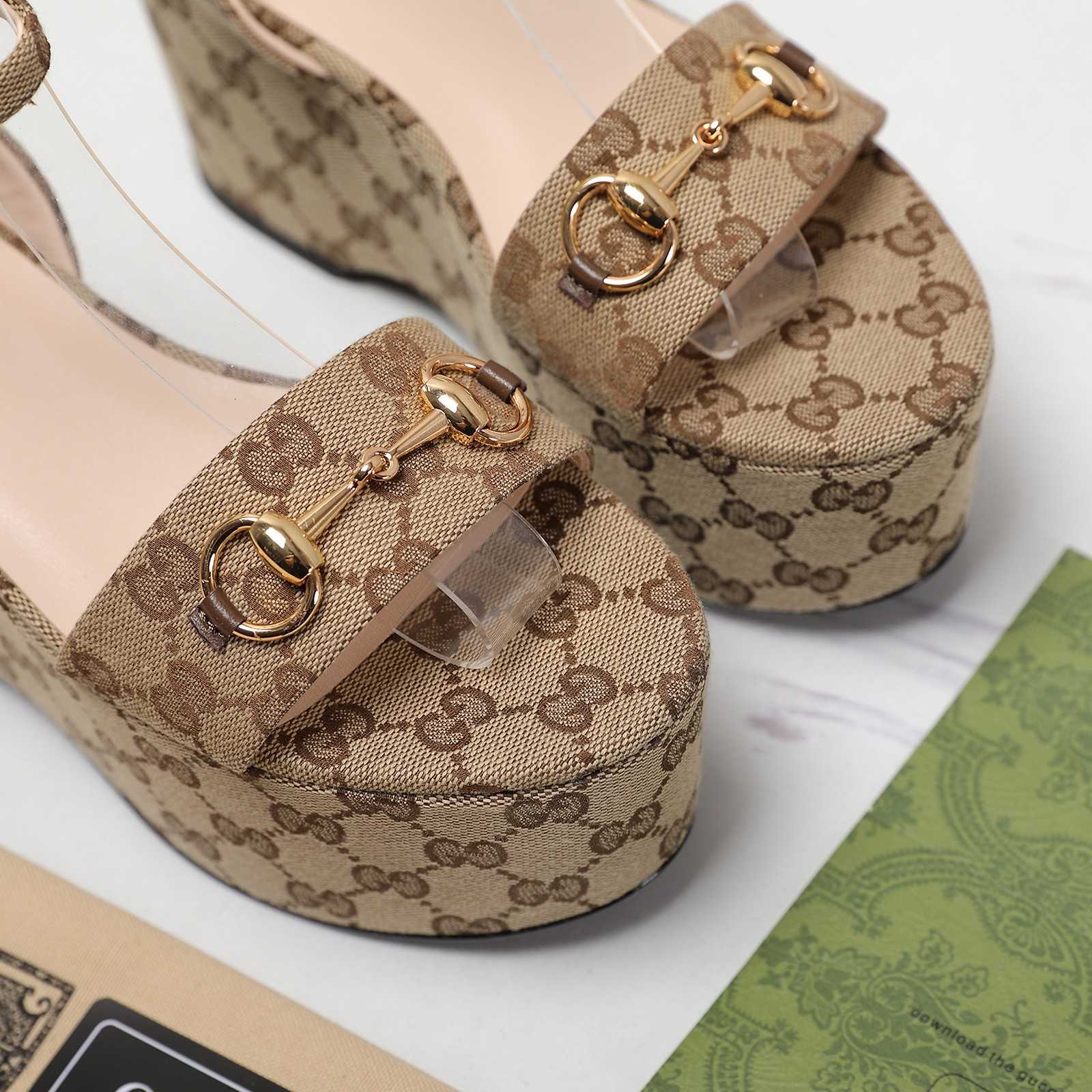 Gucci Women's Horsebit flatform Sandal - PerfectKickZ