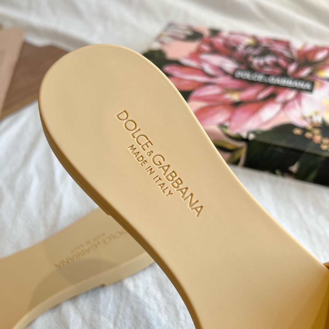 Dolce & Gabbana Women's Sandals - PerfectKickZ