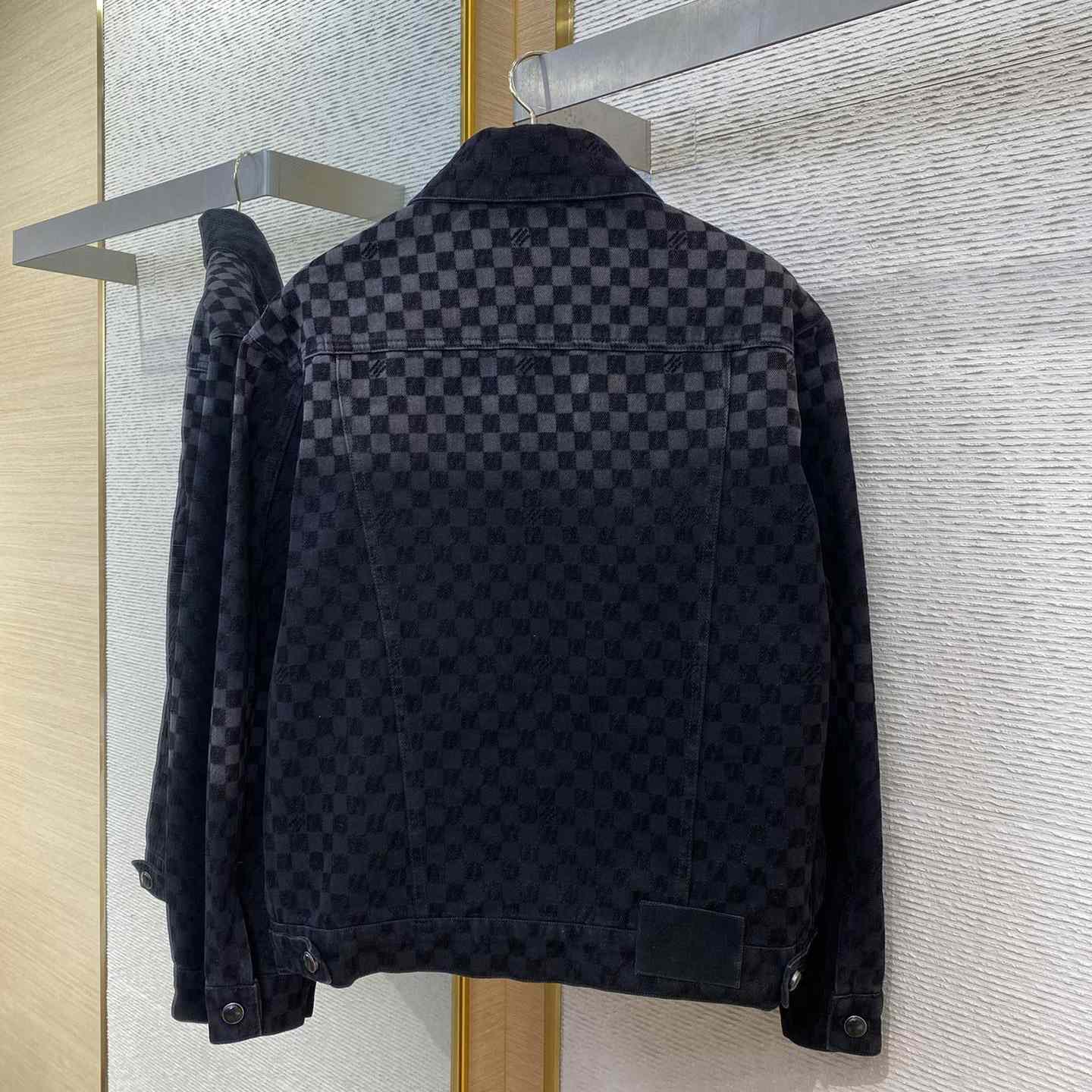 Louis Vuitton Flocked Damier Denim Trucker Jacket   1AHBDV - PerfectKickZ