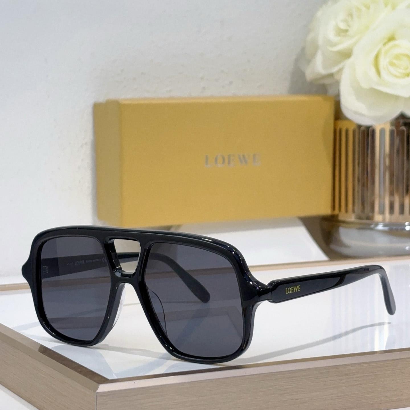 Loewe Aviator Slim Sunglasses  LW40161U - PerfectKickZ