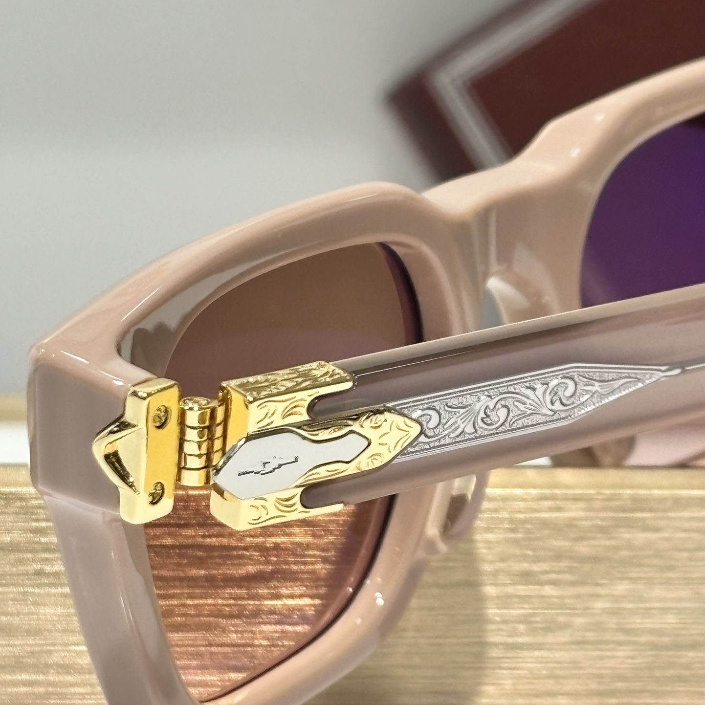 Jacquemus STERETT Sunglasses - PerfectKickZ