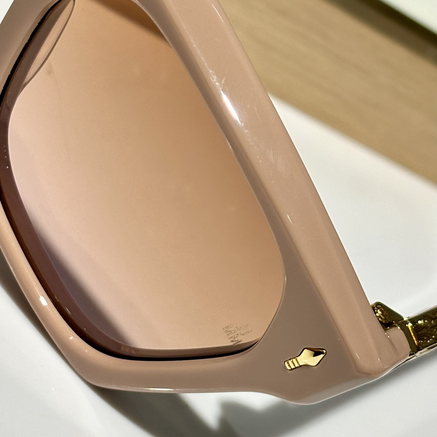 Jacquemus STERETT Sunglasses - PerfectKickZ
