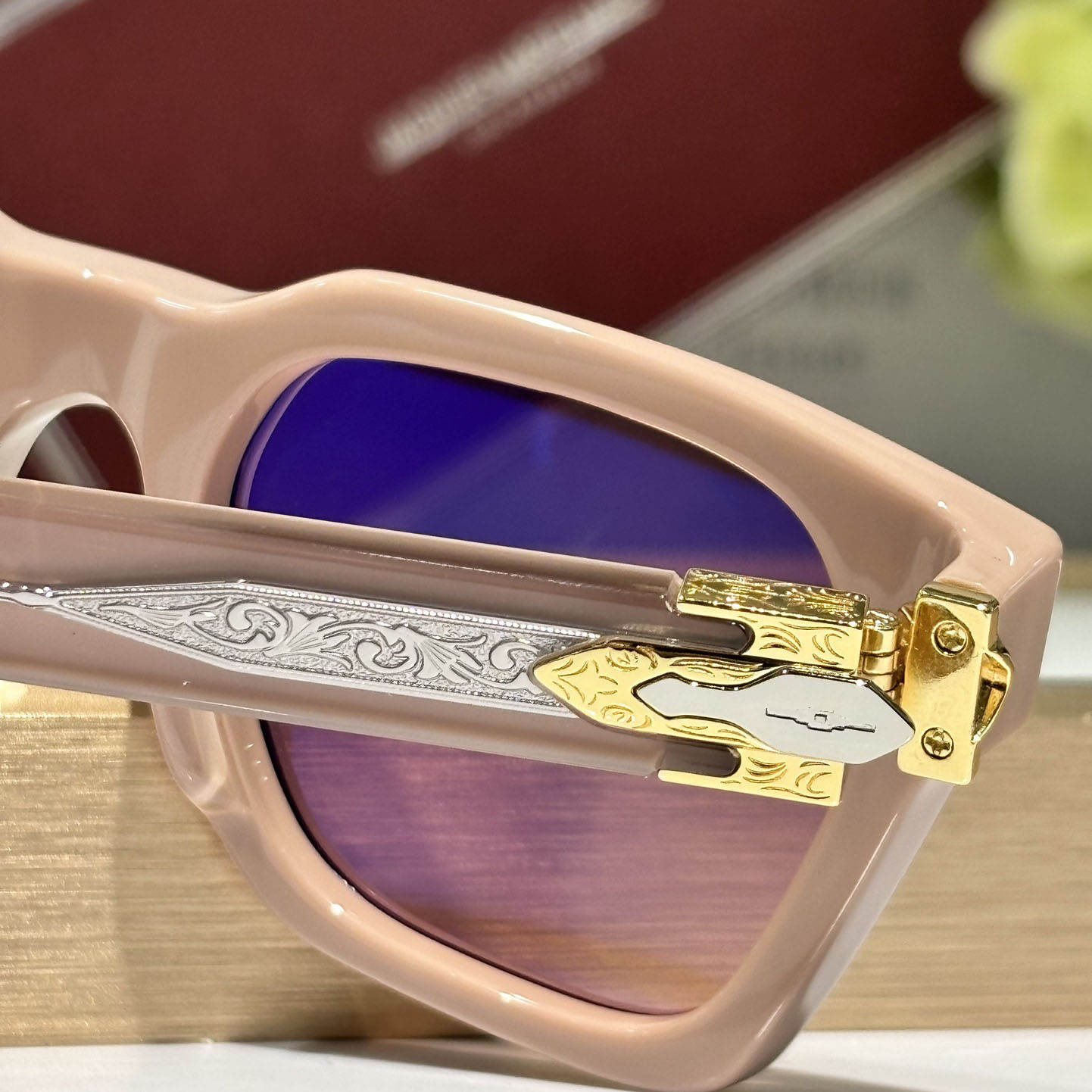 Jacquemus STERETT Sunglasses - PerfectKickZ