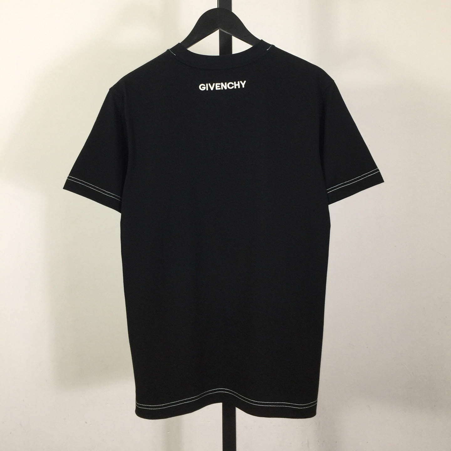 Givenchy T-shirt In Cotton - PerfectKickZ