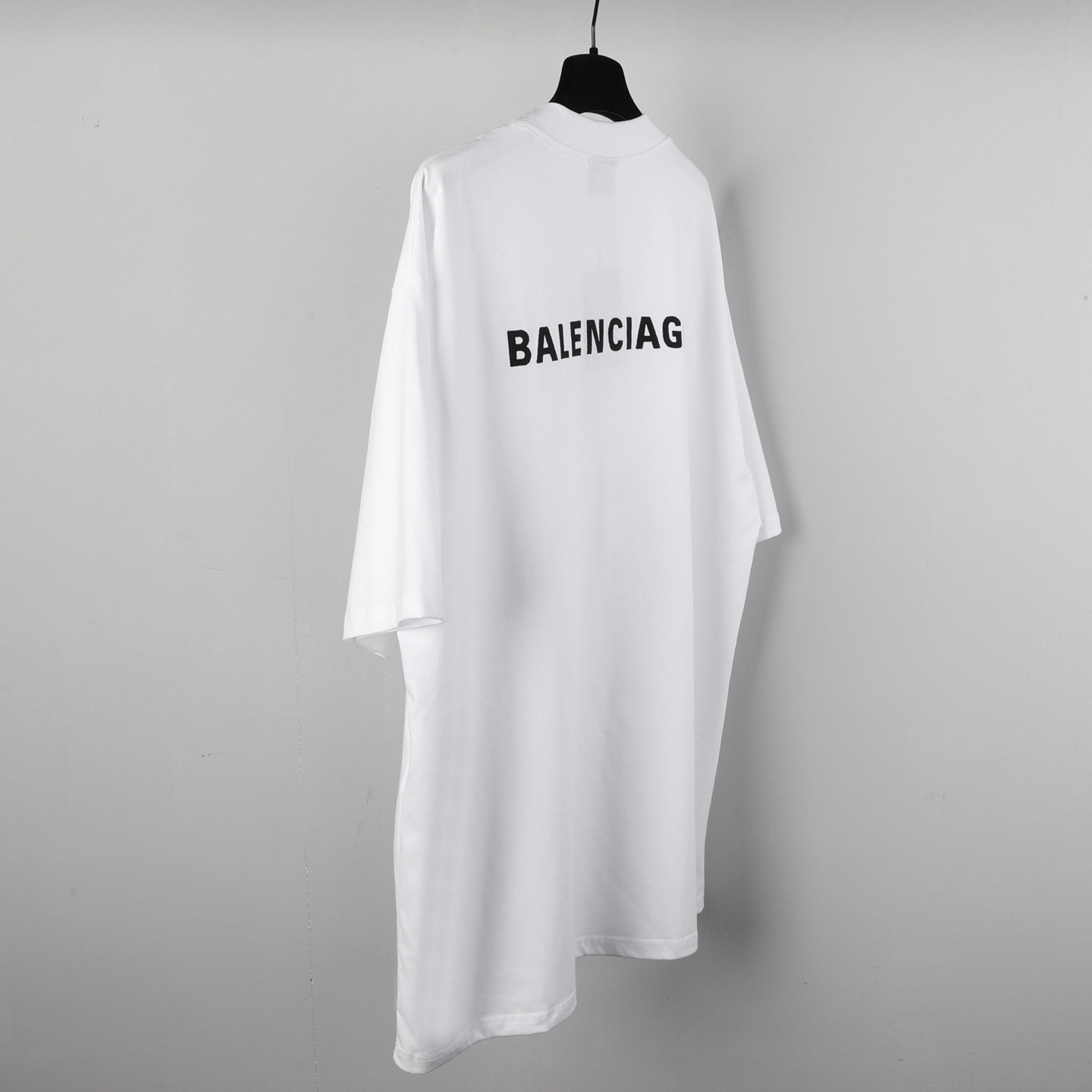 Balenciaga Logo-embroidered T-shirt - PerfectKickZ