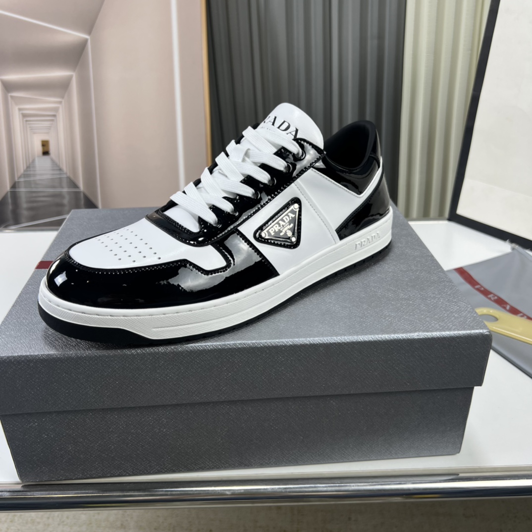 Prada Downtown triangle-logo Sneakers - PerfectKickZ