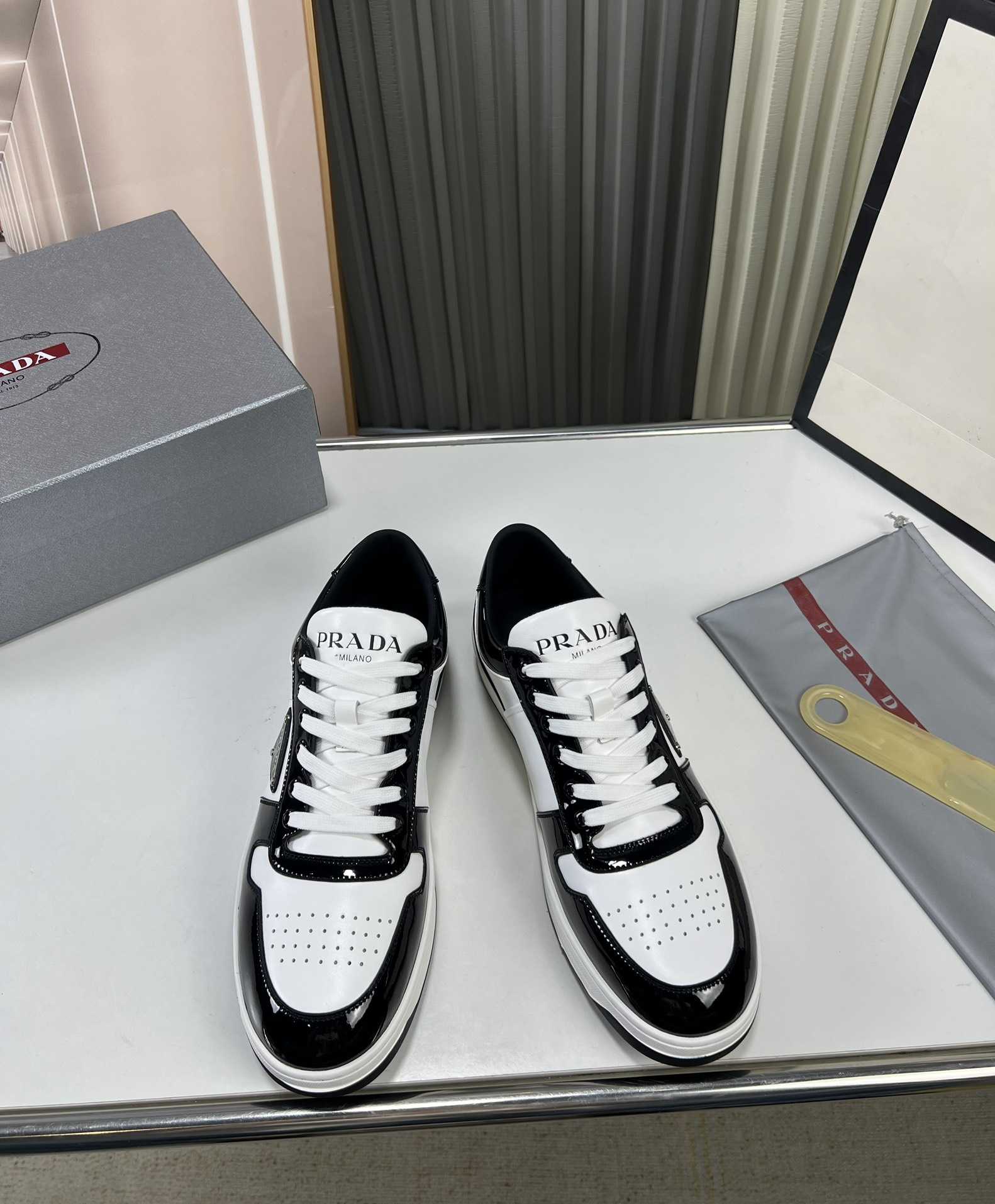 Prada Downtown triangle-logo Sneakers - PerfectKickZ