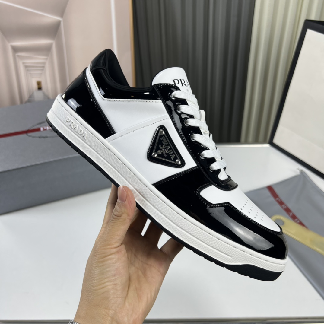 Prada Downtown triangle-logo Sneakers - PerfectKickZ